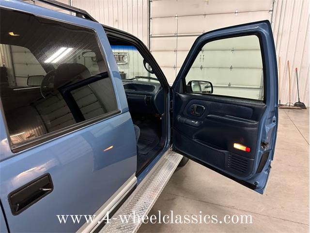 1995 Chevrolet Suburban (CC-1718627) for sale in Holland , Michigan