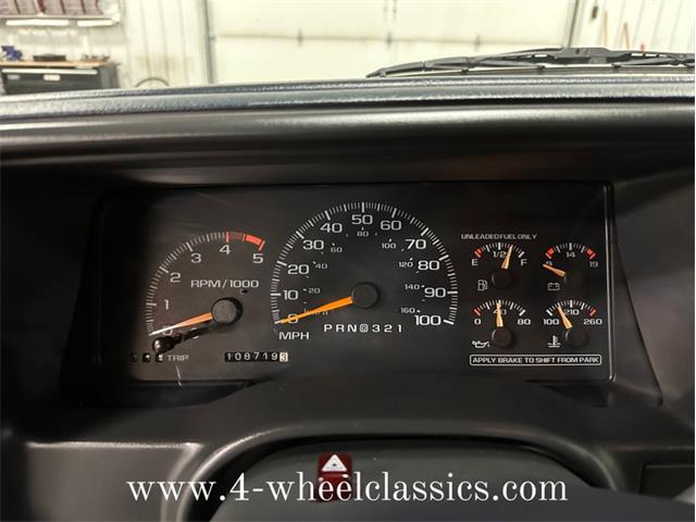 1995 Chevrolet Suburban (CC-1718627) for sale in Holland , Michigan