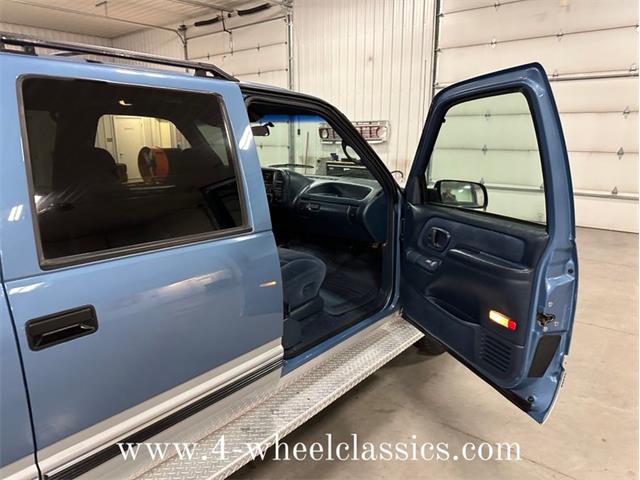 1995 Chevrolet Suburban (CC-1718627) for sale in Holland , Michigan
