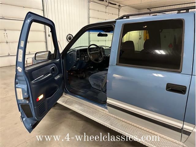 1995 Chevrolet Suburban (CC-1718627) for sale in Holland , Michigan