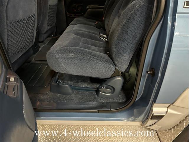 1995 Chevrolet Suburban (CC-1718627) for sale in Holland , Michigan