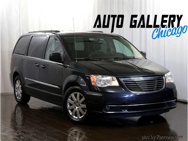 2013 Chrysler Town & Country (CC-1718818) for sale in Addison, Illinois