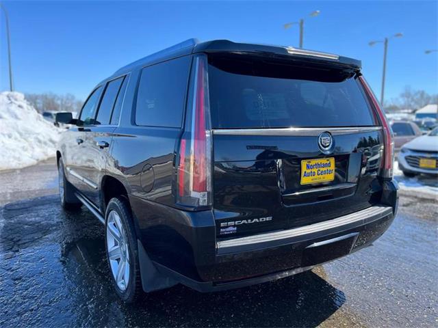 2015 Cadillac Escalade (CC-1719868) for sale in Webster, South Dakota
