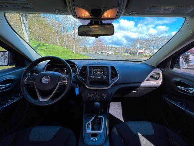 2016 Jeep Cherokee (CC-1722152) for sale in Seattle, Washington