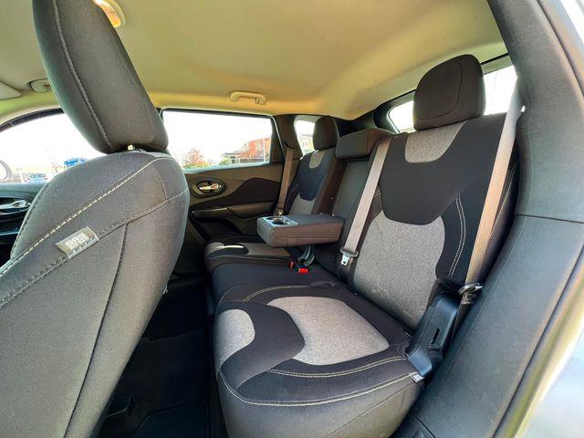 2016 Jeep Cherokee (CC-1722152) for sale in Seattle, Washington