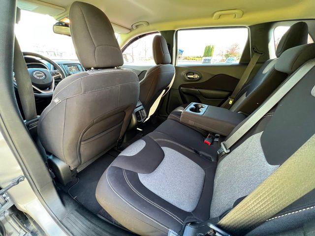 2016 Jeep Cherokee (CC-1722152) for sale in Seattle, Washington