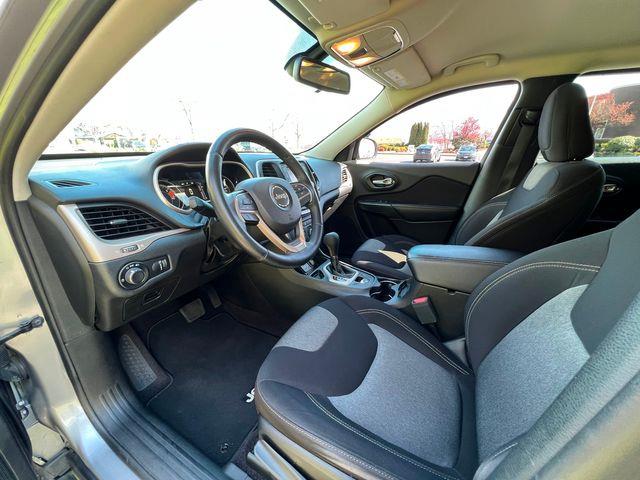 2016 Jeep Cherokee (CC-1722152) for sale in Seattle, Washington