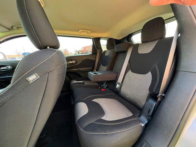 2016 Jeep Cherokee (CC-1722152) for sale in Seattle, Washington