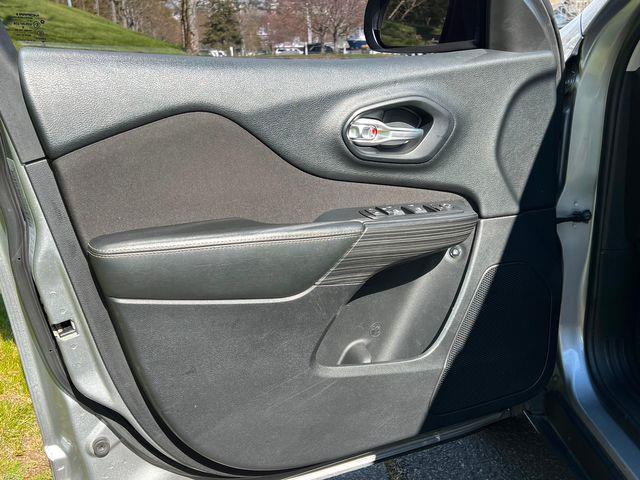 2016 Jeep Cherokee (CC-1722152) for sale in Seattle, Washington