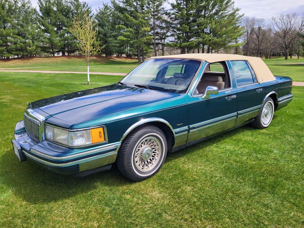 1993 Lincoln Town Car For Sale Cc 1724312