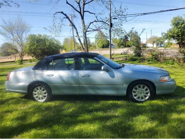 2009 Lincoln Town Car (CC-1725617) for sale in Cadillac, Michigan