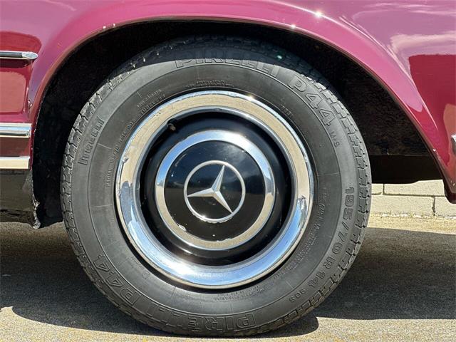 1965 Mercedes-Benz 230SL (CC-1725714) for sale in Monterey, California