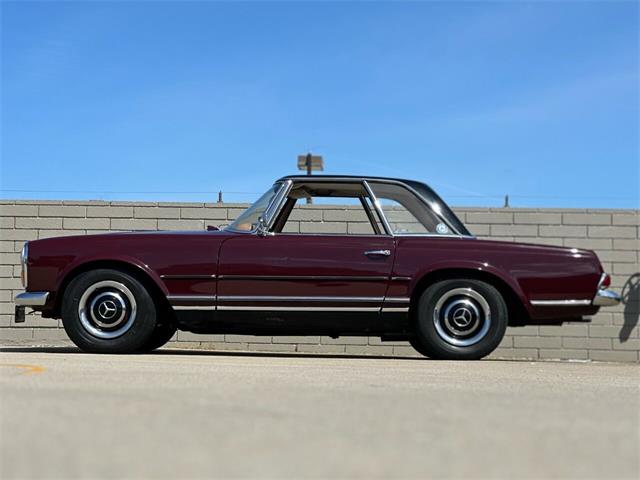 1965 Mercedes-Benz 230SL (CC-1725714) for sale in Monterey, California