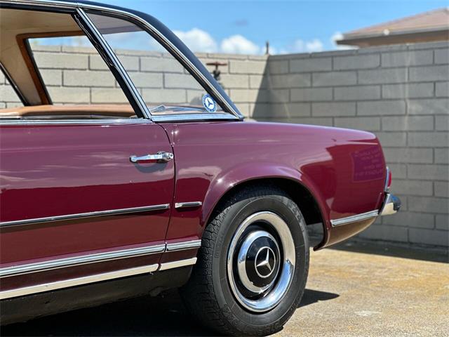 1965 Mercedes-Benz 230SL (CC-1725714) for sale in Monterey, California