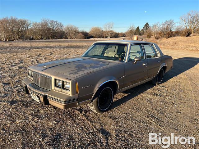 1983 Pontiac Bonneville (CC-1727507) for sale in , 