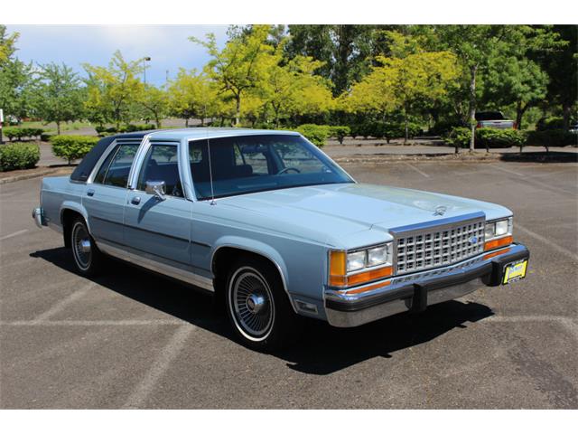 1987 Ford Crown Victoria (CC-1727749) for sale in Salem, Oregon