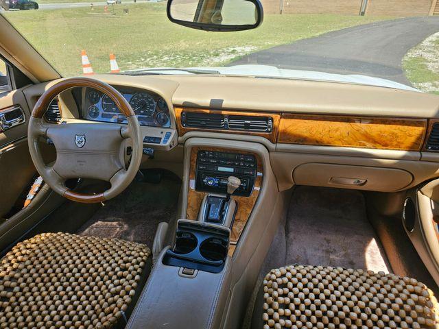 1996 Jaguar XJ6 (CC-1728228) for sale in Hope Mills, North Carolina