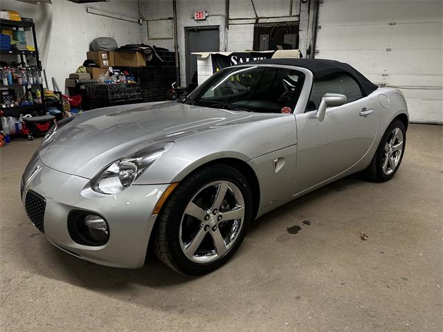 2007 Pontiac Solstice (CC-1728851) for sale in Edison, New Jersey