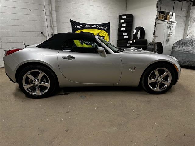 2007 Pontiac Solstice (CC-1728851) for sale in Edison, New Jersey