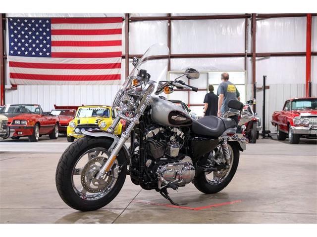 2015 Harley-Davidson 1200 Custom (CC-1732080) for sale in Kentwood, Michigan
