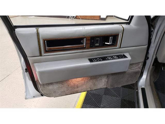 1993 Cadillac Sedan DeVille (CC-1732478) for sale in Mankato, Minnesota