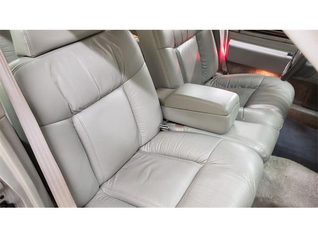 1993 Cadillac Sedan DeVille (CC-1732478) for sale in Mankato, Minnesota