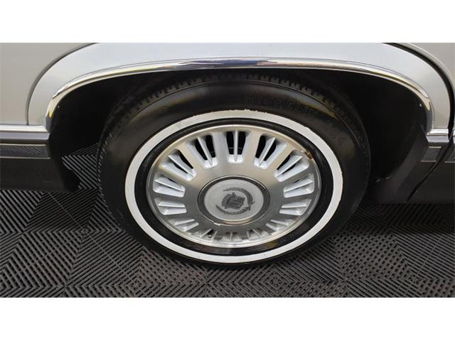 1993 Cadillac Sedan DeVille (CC-1732478) for sale in Mankato, Minnesota