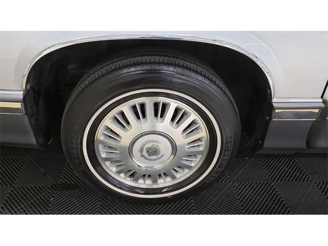 1993 Cadillac Sedan DeVille (CC-1732478) for sale in Mankato, Minnesota
