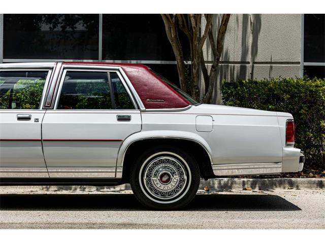 1989 Ford Crown Victoria (CC-1732764) for sale in Orlando, Florida
