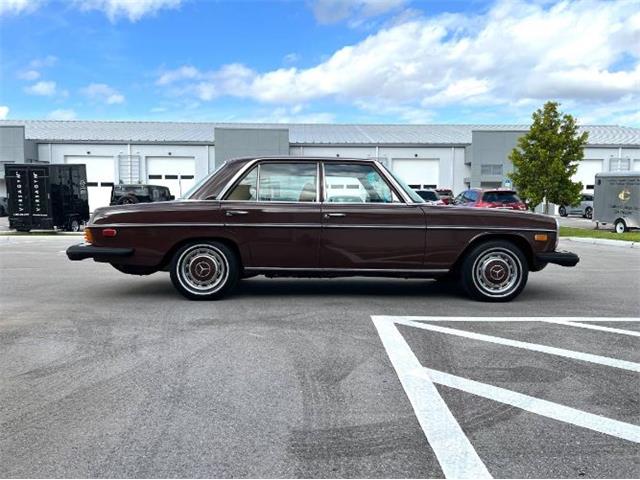 1976 Mercedes-Benz W115 (CC-1730289) for sale in Cadillac, Michigan