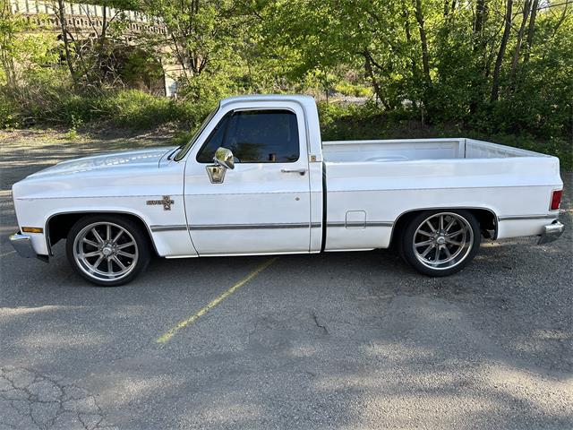 1987 Chevrolet C10 (CC-1733560) for sale in East Hanover, New Jersey