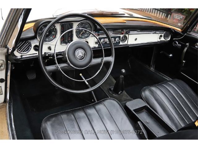 1966 Mercedes-Benz 230SL (CC-1734694) for sale in Beverly Hills, California