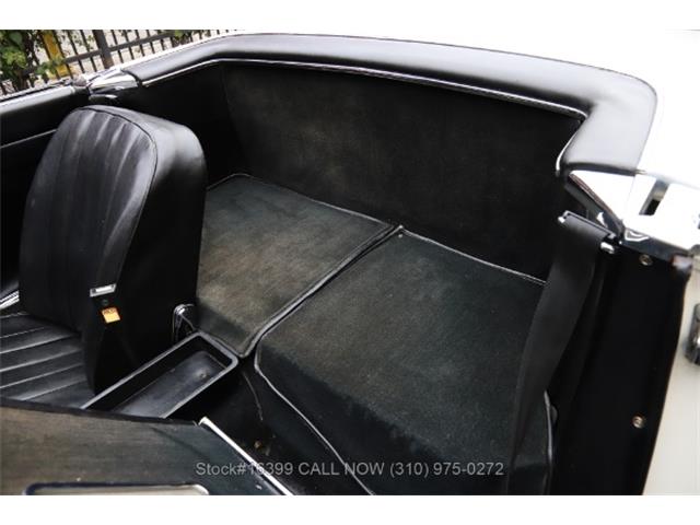 1966 Mercedes-Benz 230SL (CC-1734694) for sale in Beverly Hills, California