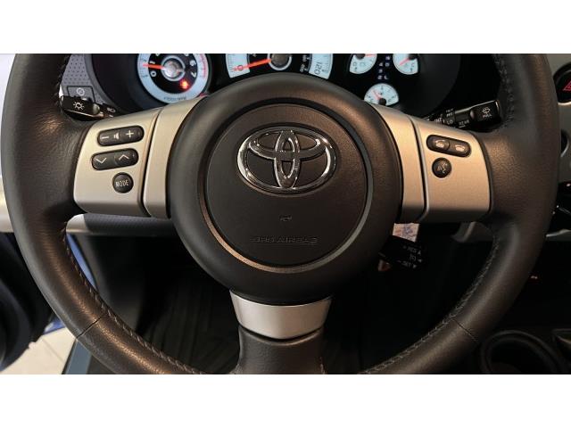 2014 Toyota FJ Cruiser (CC-1735410) for sale in Anaheim, California