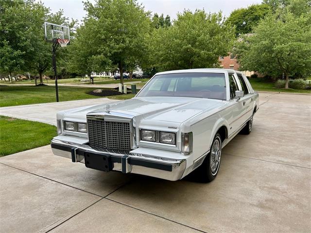 1986 Lincoln Town Car for Sale ClassicCars CC 1735475