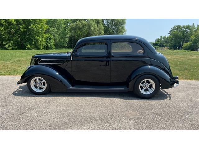 1937 Ford 2-Dr Sedan (CC-1736303) for sale in Richmond, Illinois