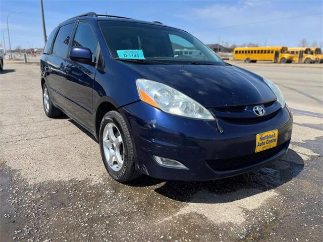 2006 Toyota Sienna (CC-1736356) for sale in Webster, South Dakota