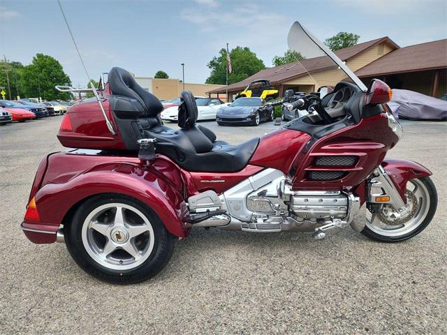 2005 goldwing online trike