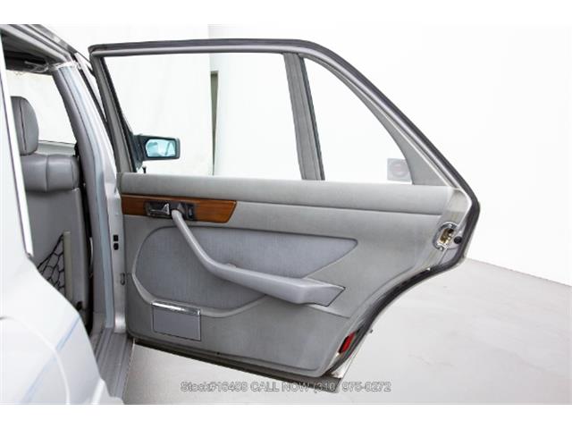 1987 Mercedes-Benz 300SDL (CC-1738820) for sale in Beverly Hills, California