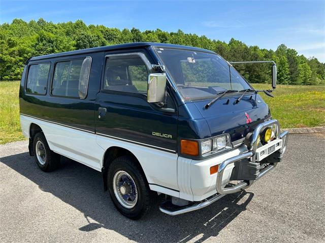 1988 Mitsubishi Delica (CC-1741311) for sale in cleveland, Tennessee