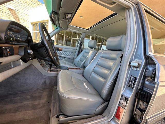 1989 Mercedes-Benz 420 (CC-1741508) for sale in Monterey, California