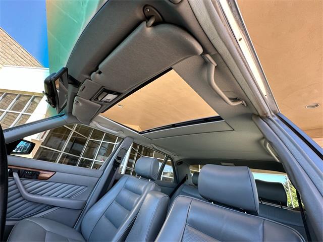 1989 Mercedes-Benz 420 (CC-1741508) for sale in Monterey, California