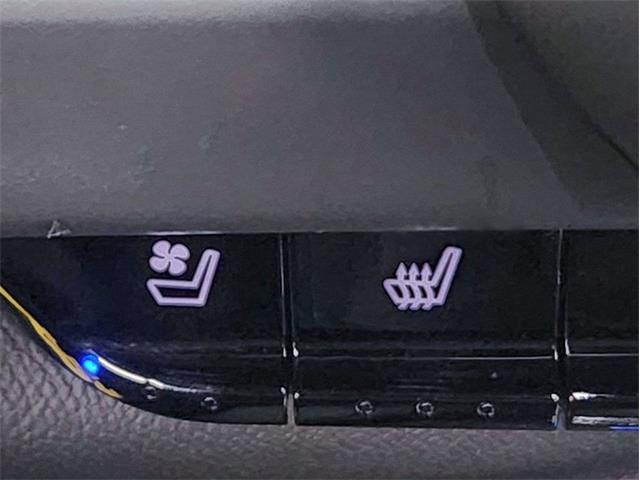 2020 Chevrolet Camaro (CC-1742357) for sale in Depew, New York