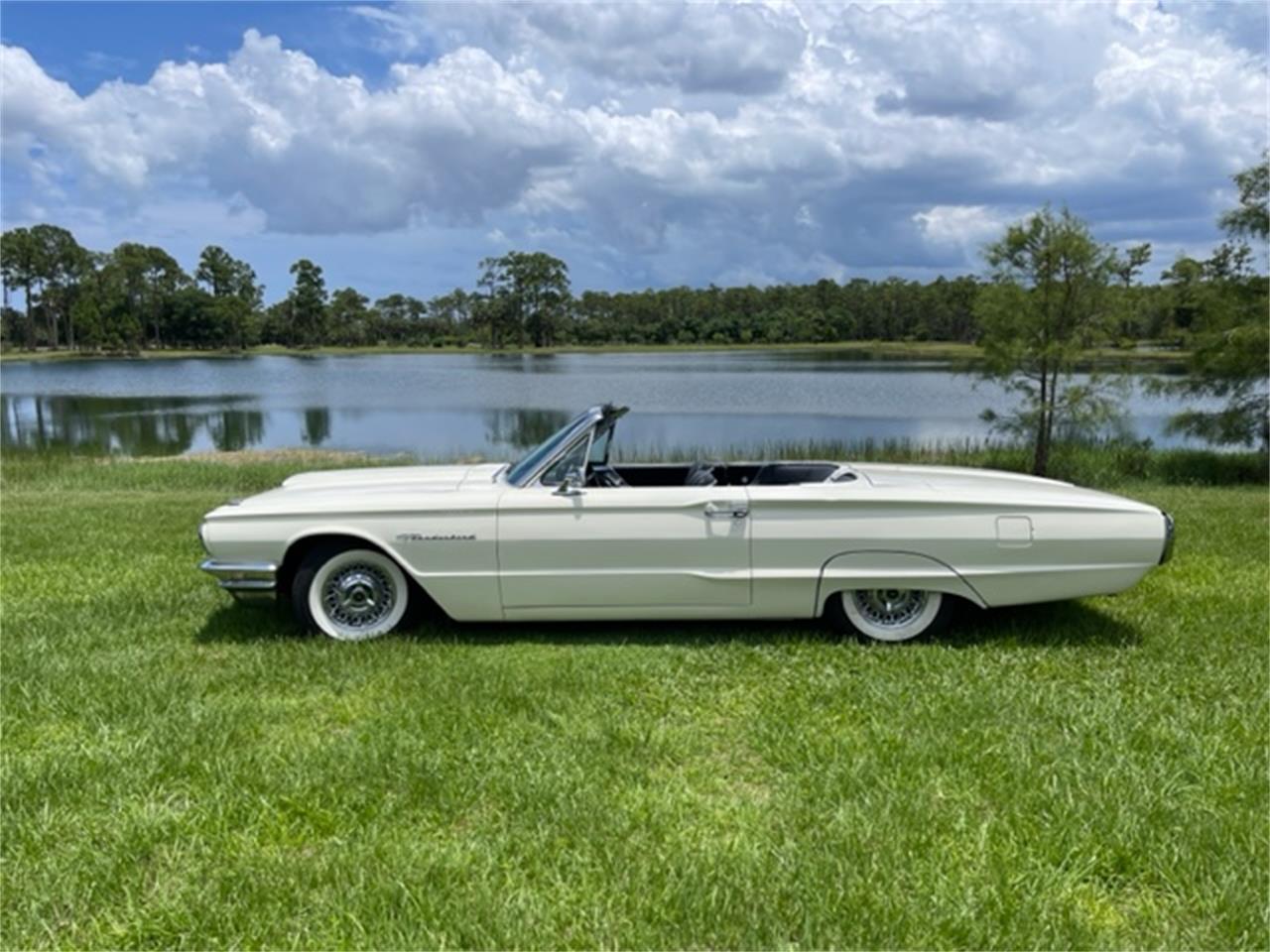 1964 Ford Thunderbird in Palm Beach Gardens, Florida