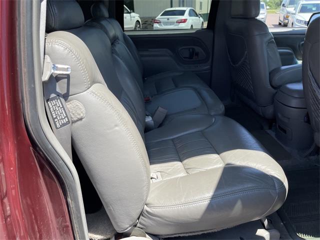 1998 Chevrolet Suburban (CC-1740407) for sale in Sioux Falls, South Dakota