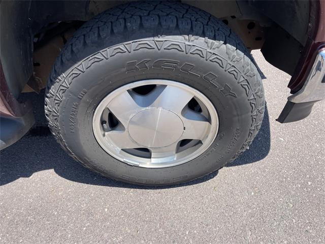 1998 Chevrolet Suburban (CC-1740407) for sale in Sioux Falls, South Dakota