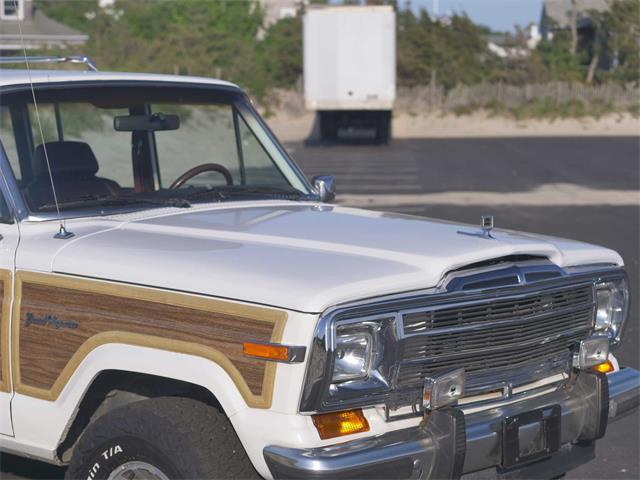 1989 Jeep Grand Wagoneer (CC-1745551) for sale in Hyannis, Massachusetts