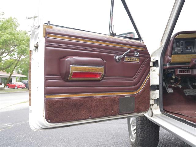 1989 Jeep Grand Wagoneer (CC-1745551) for sale in Hyannis, Massachusetts