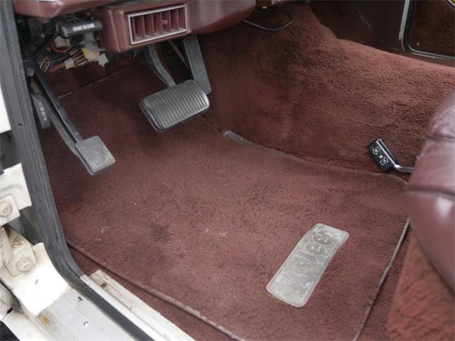 1989 Jeep Grand Wagoneer (CC-1745551) for sale in Hyannis, Massachusetts