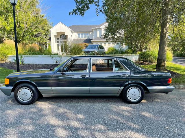 1986 Mercedes-Benz 560SEL (CC-1746269) for sale in Dix Hills, New York